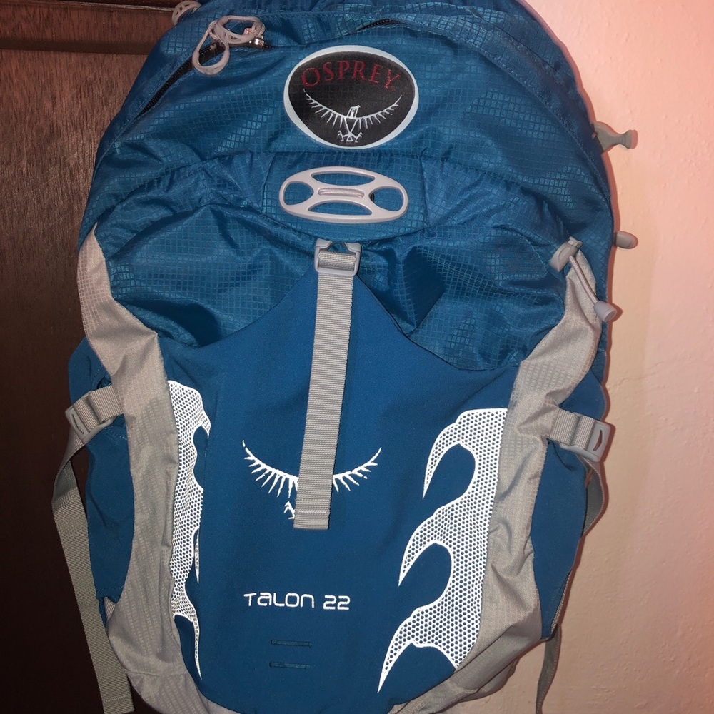 Osprey Talon 22 Hiking Day Pack Backpack